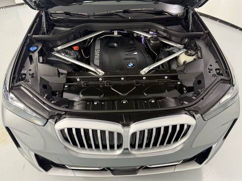 Used 2026 BMW X5 xDrive40i image 9