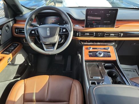 Certified 2023 Lincoln Aviator Reserve w/ Elements Package Plus RWD image 11