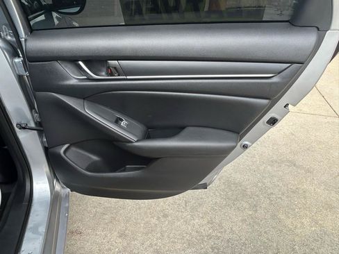 Used 2022 Honda Accord Sport image 15