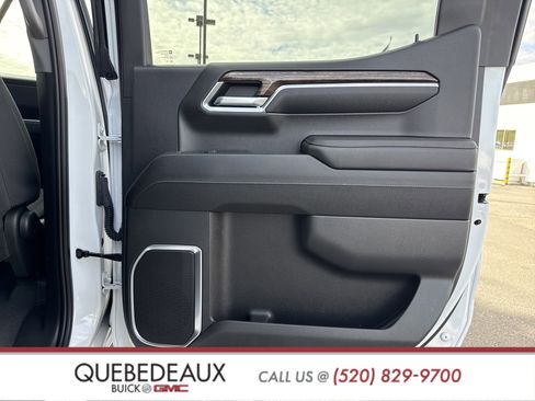 Used 2023 GMC Sierra 1500 Elevation image 43