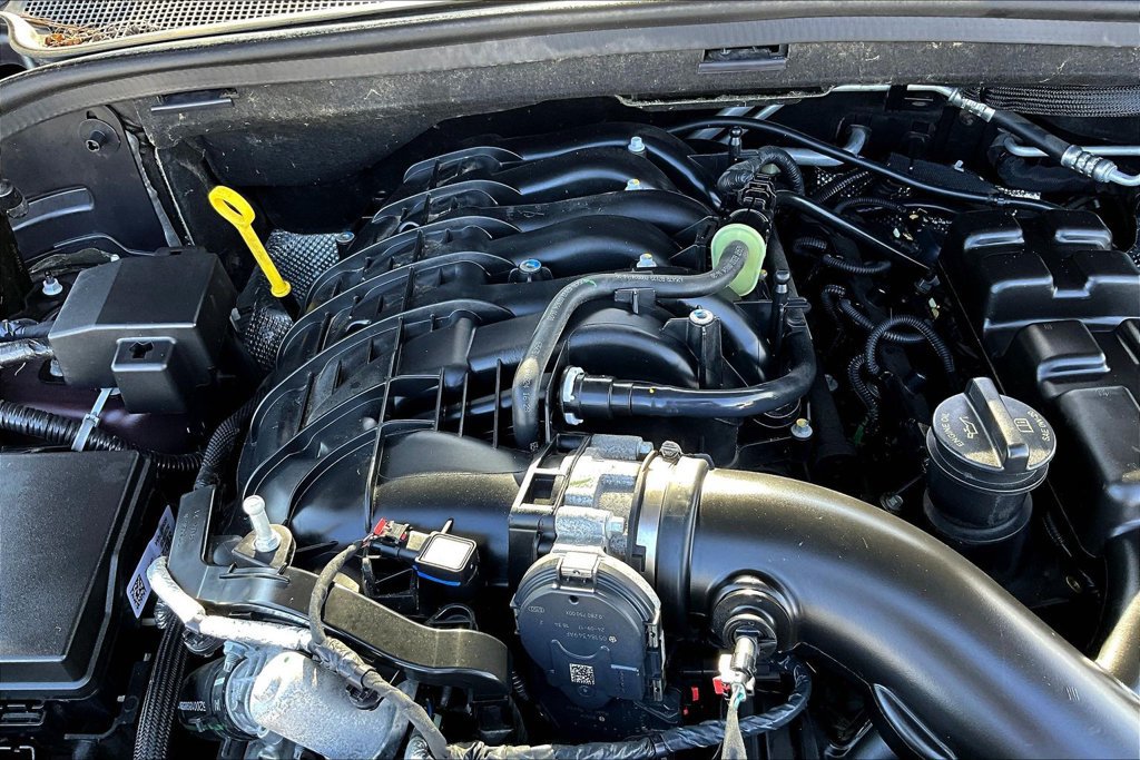 Used 2025 Dodge Durango GT AWD/4WD image 33