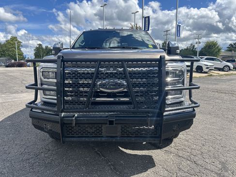 Used 2023 Ford F350 King Ranch w/ Chrome Package AWD/4WD image 9
