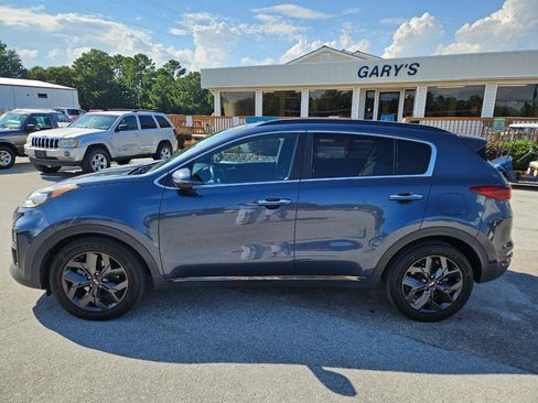 Used 2020 Kia Sportage S w/ S FWD Sunroof Package image 3