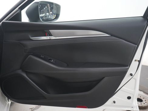 Used 2018 MAZDA MAZDA6 Touring FWD image 9