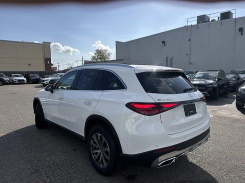 Used 2026 Mercedes-Benz GLC 300 4MATIC image 3