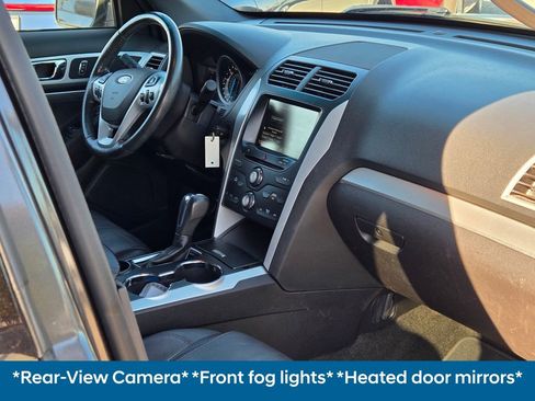 Used 2015 Ford Explorer XLT w/ Equipment Group 202A image 12