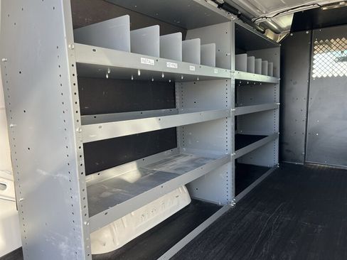 Used 2018 Chevrolet Express 2500 w/ Driver Convenience Package image 9