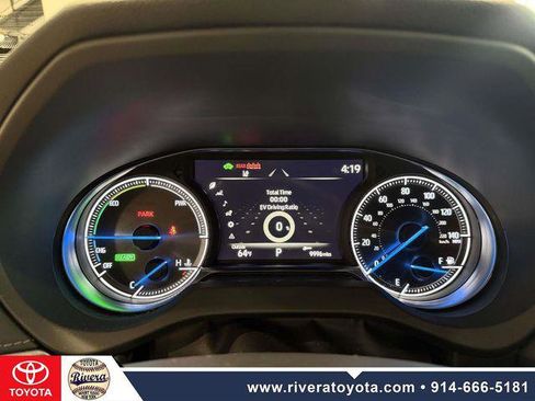 Certified 2024 Toyota Venza XLE AWD/4WD image 20
