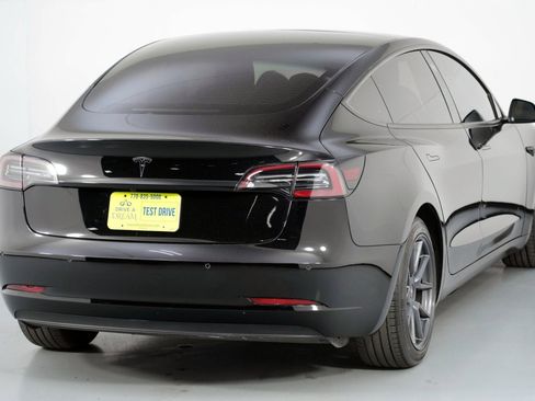 Used 2022 Tesla Model 3 image 52