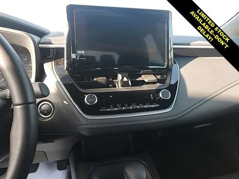 Used 2025 Toyota Corolla SE FWD image 10