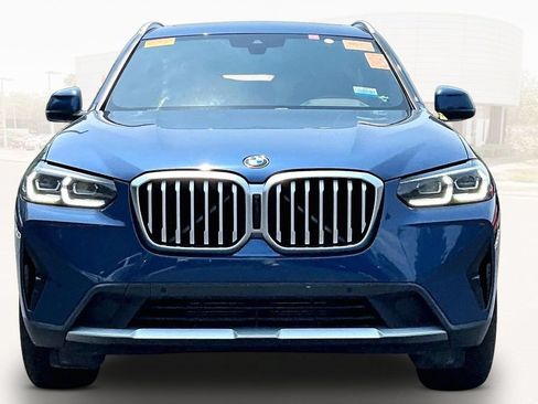 Used 2022 BMW X3 xDrive30i AWD/4WD image 2