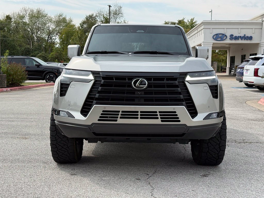 Used 2026 Lexus GX 550 w/ Accessory Package (2T) AWD/4WD image 2