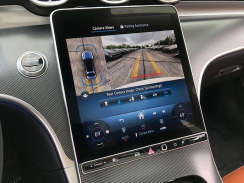 New 2025 Mercedes-Benz C 300 4MATIC Sedan image 21