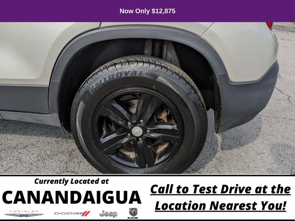 Used 2016 Chevrolet Trax LT w/ LT Convenience Package AWD/4WD image 38