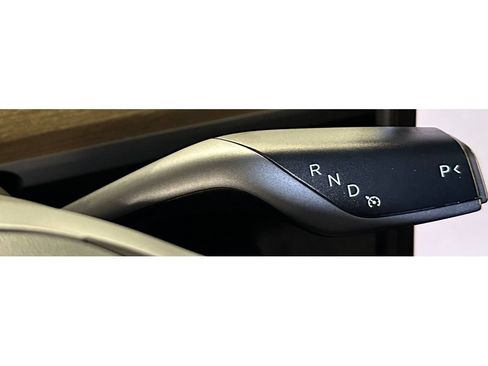 Used 2022 Tesla Model Y Performance AWD/4WD image 26