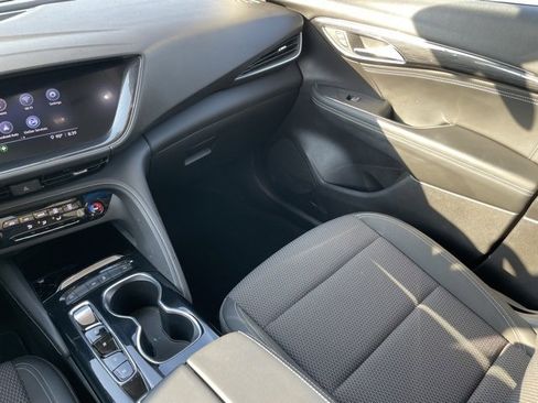 Used 2023 Buick Envision Preferred image 20