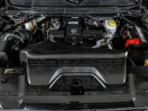 Used 2021 RAM 3500 Laramie w/ Night Edition image 50