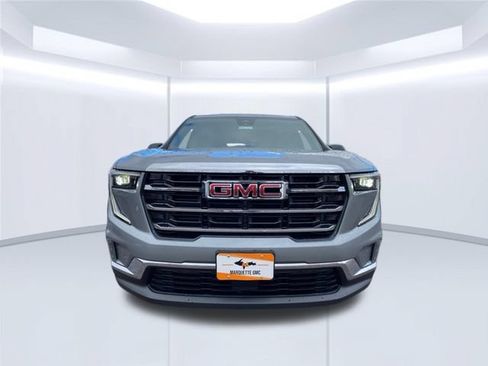 Used 2026 GMC Acadia Elevation w/ Elevation Premium Package AWD/4WD image 13