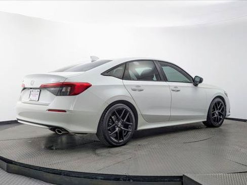 Used 2022 Honda Civic Sport image 8