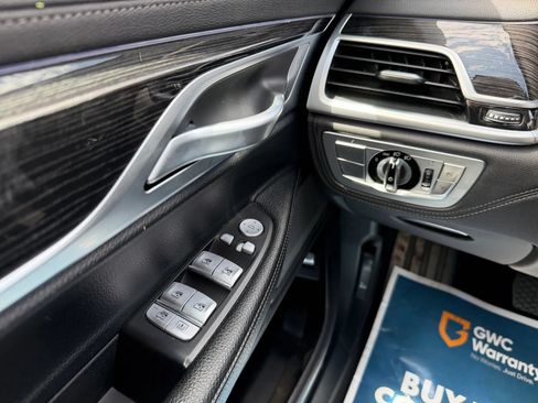 Used 2020 BMW 740i RWD image 27