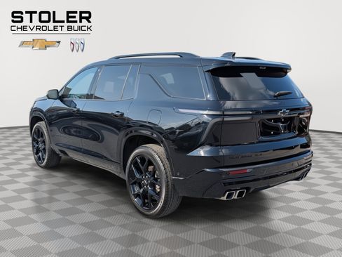 Used 2024 Chevrolet Traverse RS w/ LPO, Floor Liner Package AWD/4WD image 3