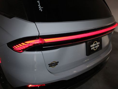 New 2026 Lincoln Nautilus Premier AWD/4WD image 54
