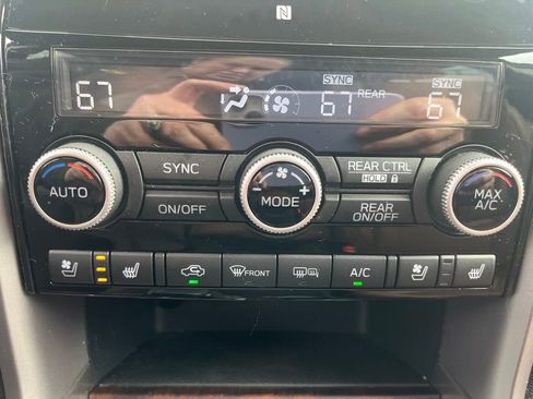 Used 2019 Subaru Ascent Touring w/ Popular Package #2A image 16