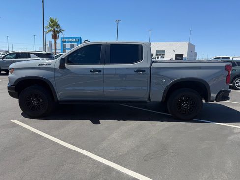 Used 2024 Chevrolet Silverado 1500 ZR2 w/ Technology Package AWD/4WD image 6