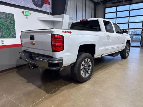 Used 2019 Chevrolet Silverado 2500 LT AWD/4WD image 4