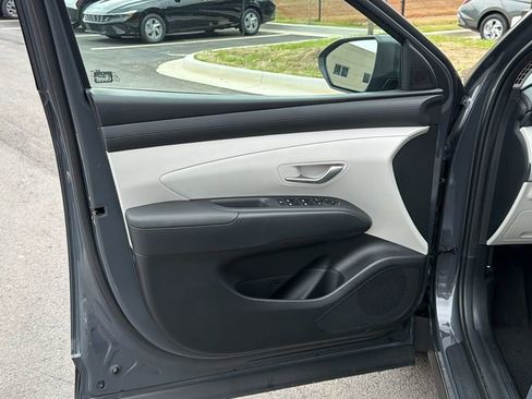 New 2026 Hyundai Tucson SEL FWD image 12