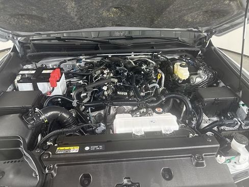 Certified 2026 Toyota 4Runner TRD Off-Road Premium AWD/4WD image 32