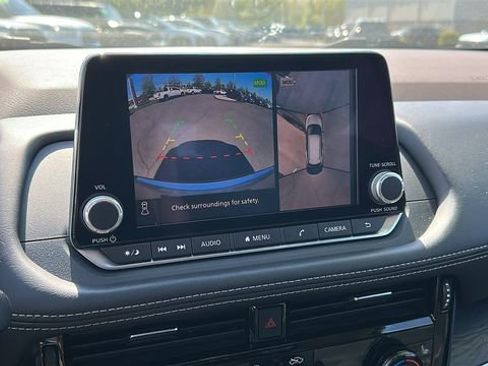 Certified 2021 Nissan Rogue SL AWD/4WD image 17