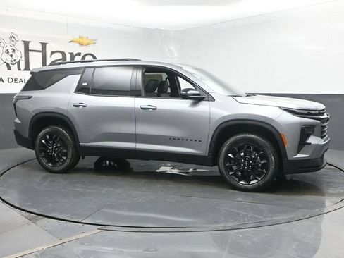 New 2026 Chevrolet Traverse LT w/ Midnight/Sport Edition AWD/4WD image 28
