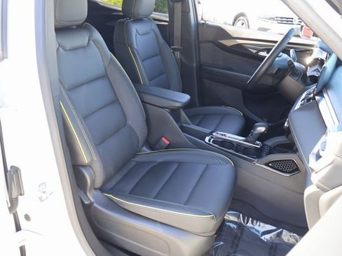 Used 2024 Chevrolet TrailBlazer ACTIV w/ Driver Confidence Package image 20