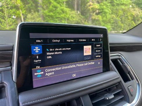 Used 2021 Chevrolet Tahoe Z71 w/ Z71 Off-Road Package image 19