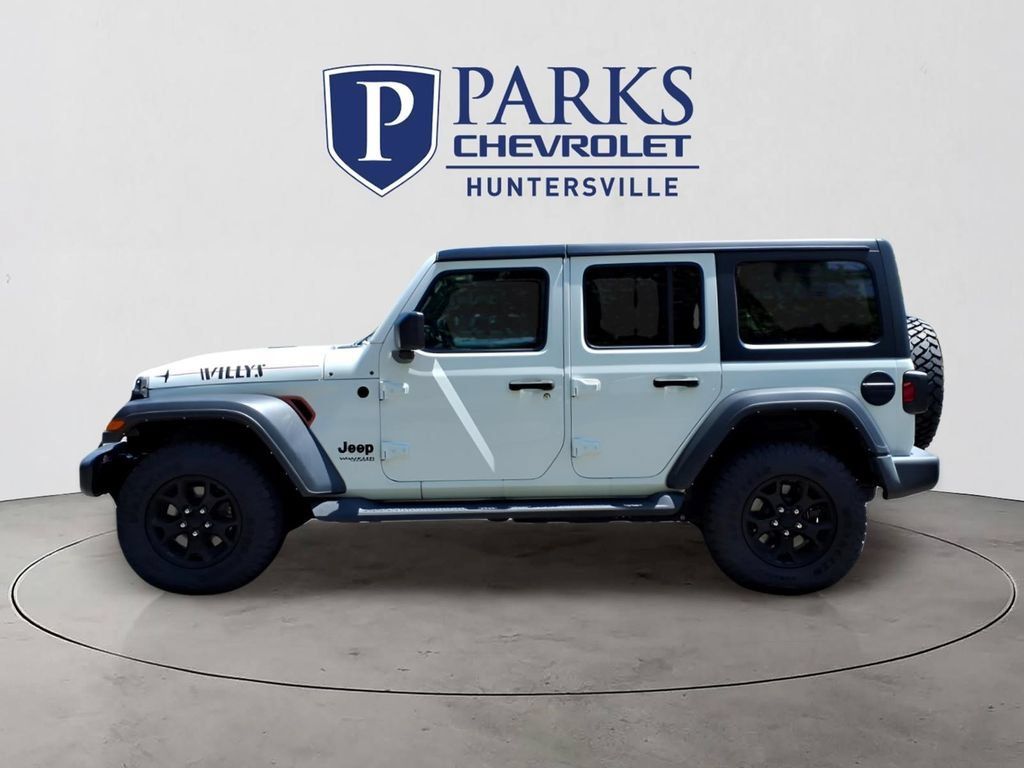 Used 2022 Jeep Wrangler Unlimited Sport AWD/4WD image 29