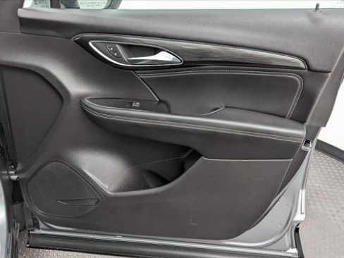 Used 2023 Buick Envision Essence w/ Sport Touring Package FWD image 22