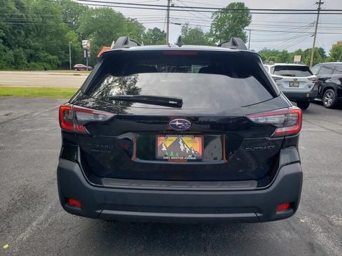 Certified 2025 Subaru Outback Onyx Edition AWD/4WD image 4