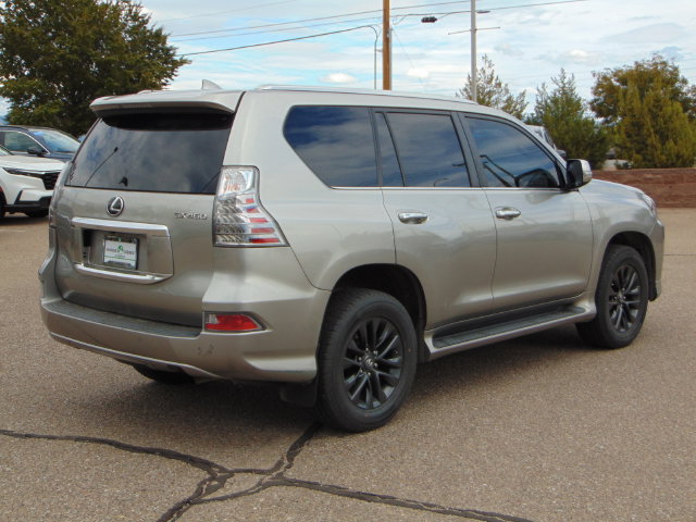 Used 2022 Lexus GX 460 Premium w/ Premium Package AWD/4WD image 4