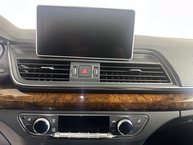Used 2020 Audi Q5 2.0T Premium Plus AWD/4WD image 16