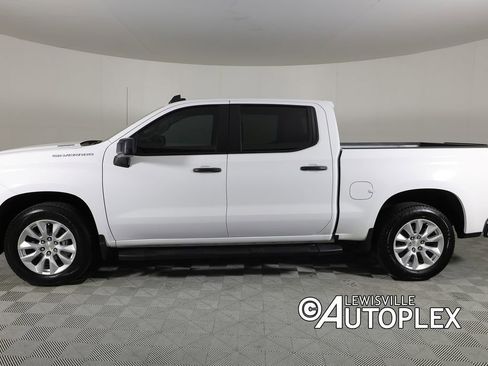 Used 2025 Chevrolet Silverado 1500 Custom RWD image 9