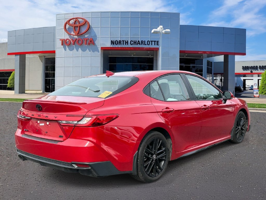 Used 2025 Toyota Camry SE w/ Convenience Package FWD image 8