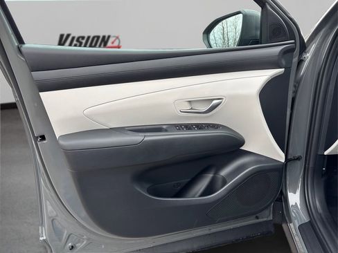 New 2026 Hyundai Tucson SE image 16