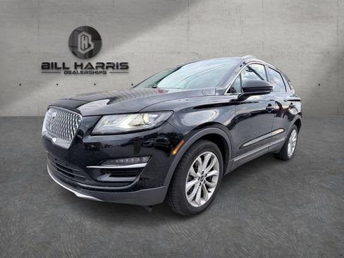 Used 2019 Lincoln MKC Select w/ MKC Climate Package FWD image 1