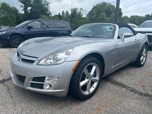Used 2009 Saturn Sky w/ Premium Trim Package RWD image 3