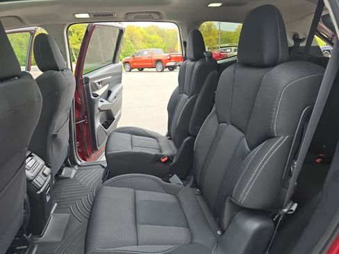 Used 2019 Subaru Ascent Premium w/ Popular Package #2A AWD/4WD image 17