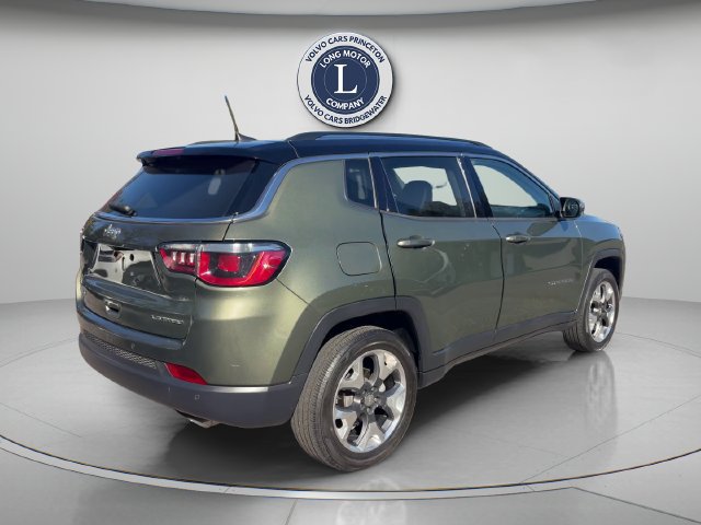 Used 2018 Jeep Compass Limited w/ Safe & Security Group AWD/4WD image 8