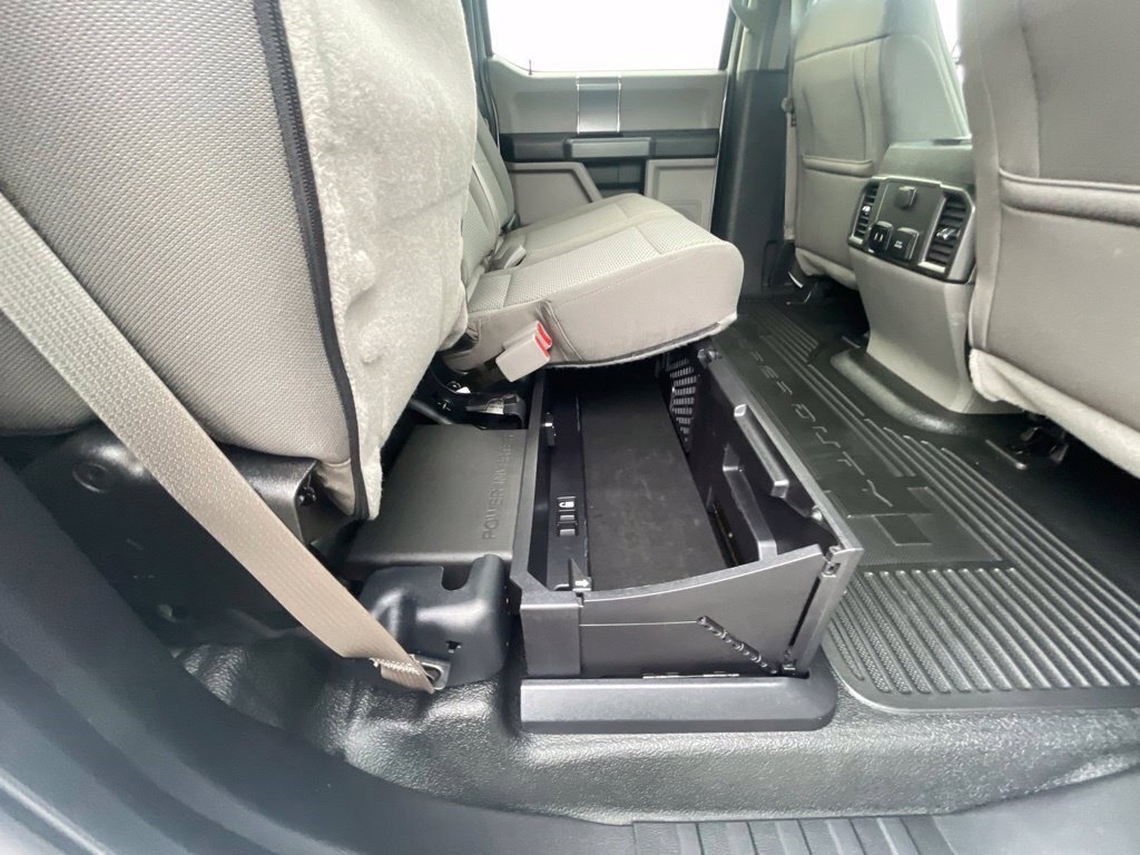 Used 2017 Ford F250 XLT w/ XLT Premium Package AWD/4WD image 16
