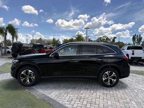 New 2027 Mercedes-Benz GLC 350e 4MATIC image 3