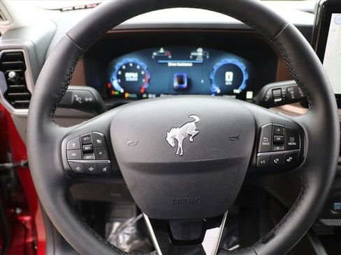 Used 2025 Ford Bronco Sport Outer Banks w/ Outer Banks Tech Package+ image 26